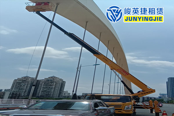 大化柳州桥梁检测施工现场